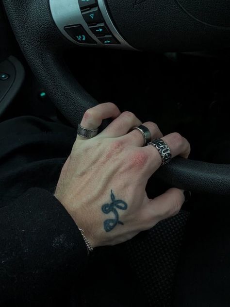 Veiny Tattooed Hands, Veiny Hands With Tattoos, Guy Hands Aesthetic, Veiny Hands Guys Aesthetic, Veiny Hands Guys, Masculine Hands, Hand With Ring, Hands With Rings, Veiny Arms