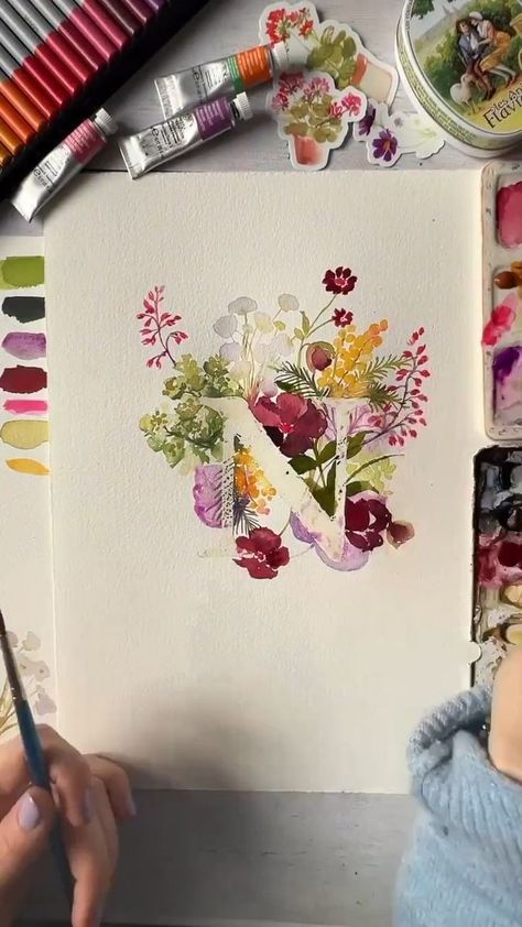 Which letter would you get? Blanche of Etsy shop LEAUBLEUE makes watercolor monograms and we can't think of a better gift idea ✨🎁✨ | Etsy Monogram Art, Watercolor Monogram, Floral Watercolor Paintings, Watercolor Paintings For Beginners, Watercolor Lettering, Watercolour Inspiration, Watercolour Gift, Dot Art Painting, Watercolor Paintings Tutorials