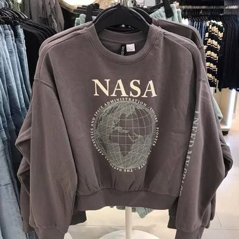 Nasa Aesthetic Outfit, Nasa Aesthetic, Her Drawing, School Homework, Fashion Top Outfits, Casual Hijab Outfit, Fashionista Clothes, Swaggy Outfits, Aesthetic Outfit