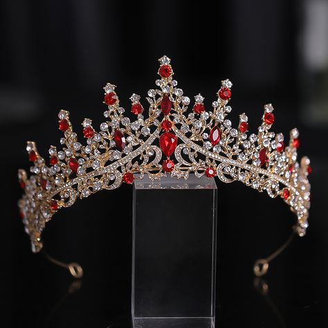 Crown For Quinceanera, Ruby Tiara, Quince Crowns, Quince Crown, Red Quinceanera Ideas, Diadem Wedding, Red And Gold Quince, Crown Pageant, Quinceanera Jewelry