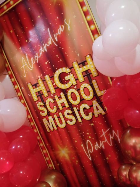 High School Musical Party, Musical Birthday Party, Highschool Musical, Musical Party, High School Music, 26th Birthday, Graduation Theme, School Sets, 22nd Birthday