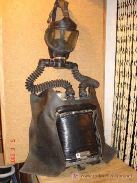 Oxygen Breathing Apparatus (OBA) from what appears to be the 1870s. Breathing Apparatus, Fire Protection, Coast Guard, Submarine, Firefighter, Anger, The Unit, Navy, Quick Saves