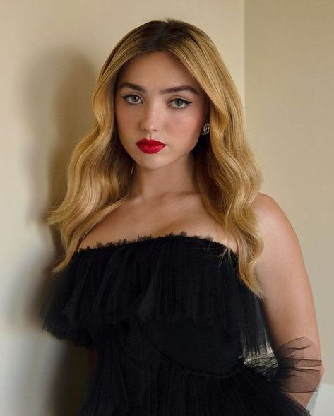 Emma Ross, Payton List, Peyton Roi, Peyton List, Celebrity Look, Nickelodeon, Celebrities Female, Celebrity Crush, Daily Dose