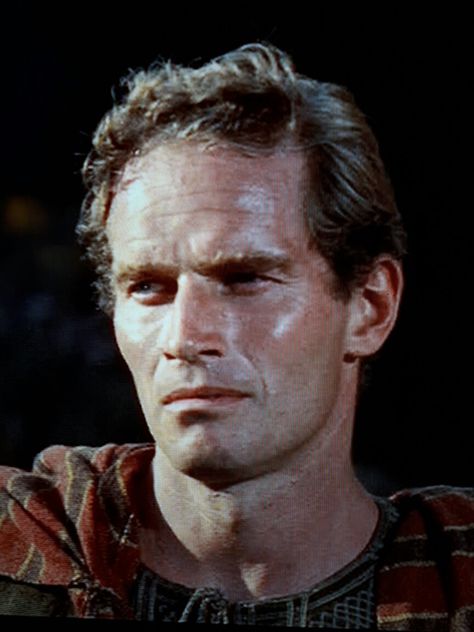 Charles Heston, Charleston Heston, Ben Hur Movie, Hollywood Male Actors, Ben Hur, Charlton Heston, Historical Movies, Epic Movie, Hollywood Men