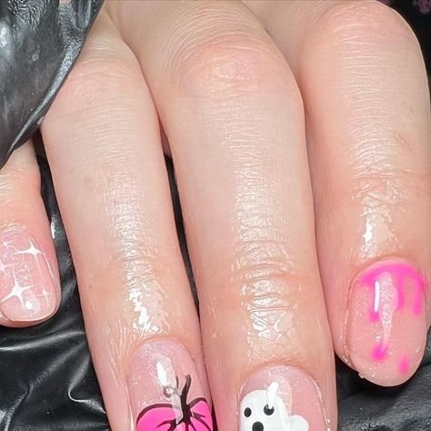 Taylor Harrison on Instagram: "Is it time for Halloween nails yet?🎃👻 Products- TGB aroura #nails #nailsofinstagram #nailsofthenorth #haloweennails #biab #tgb #theglbottle #naturalnails #halloween #nailtech #sunderlandnailtech" Nail Tech, Halloween Nails, Natural Nails, Nails, Halloween, On Instagram, Instagram