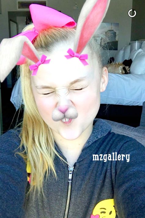 Jojo's Snapchat [FOLLOW: @mzgallery] Jojo Snapchat, Dance Moms Snapchat, Jojo Siwa Instagram, Jojo Siwa's Phone Number, How To Get Snapchat, Snapchat Marketing, Jo Jo, Snap Chat, Dance Company