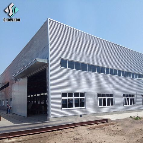 New design prefabricated light industrial modern galvanised steel structure shed plans https://m.alibaba.com/product/1938370659/New-design-prefabricated-light-industrial-modern.html?__sceneInfo={"cacheTime":"1800000","type":"appDetailShare"} Shed Designs, Prefab Container Homes, Industrial Sheds, Prefab Buildings, Shed Construction, Steel Sheets, Construction Contractors, Civil Construction, Building Contractors