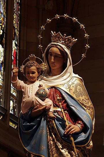 catholic,mary,christianity,indoor,christian,sculpture,marble,stone,church,religious,light,white,statue,dim,jesus,interior,low light,religion,virgin,christ Christian Sculpture, White Statue, Jesus Christ Statue, Religious Statues, Sculpture Marble, Jesus Statue, Catholic Statues, Logo Cloud, Father Images