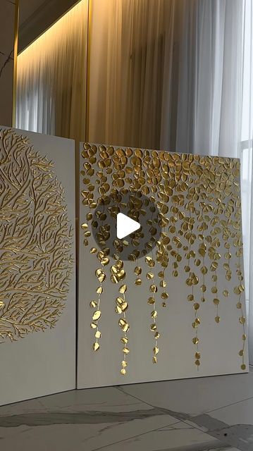 Textured Art With Gold Leaf, Gold Leaf Art Ideas, Gold Leaf Texture, 2024 Gold, Acrylic Texture, Simple Wall Art, Gold Leaf Art, Leaf Texture, Feuille D'or