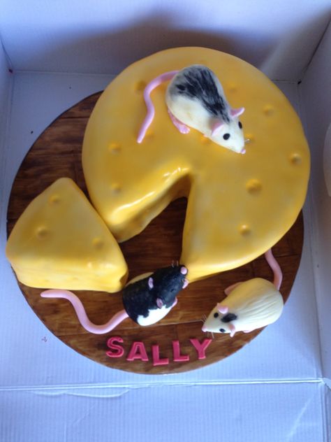 Rat Party Decorations, Rat Themed Birthday Party, Rat Themed Party, Rat Birthday Party, Rat Themed Birthday, Rat Cakes Birthday, Rat Cakes, Silly Cakes, Goofy Cake