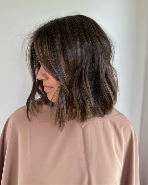 it’s giving expensive brunette💌 she wanted to add subtle dimension to elevate her natural✨ & we did just that Glossed with @redken shades 7m, 7p, 7nch #brunette #brunettemodel #brunettehair #hair #hairtutorial #hairideas #hairinspiration #brunetteinspo #dimensionalcolor #dimensionalbrunette #softbrunette #softhighlights #livedinhair #livedinhaircolor #livedinbrunette #bronde #brondeinspo #utahhairstylist #utahhair #dysonhair #dysonsupersonic #bioionic #blowoutstyles #redken #redkenobsess... Expensive Brunette, Dimensional Brunette, Redken Shades, Dimensional Color, Brunette Models, Fashion 101, Brunette Hair, Bob Hairstyle, Brunettes