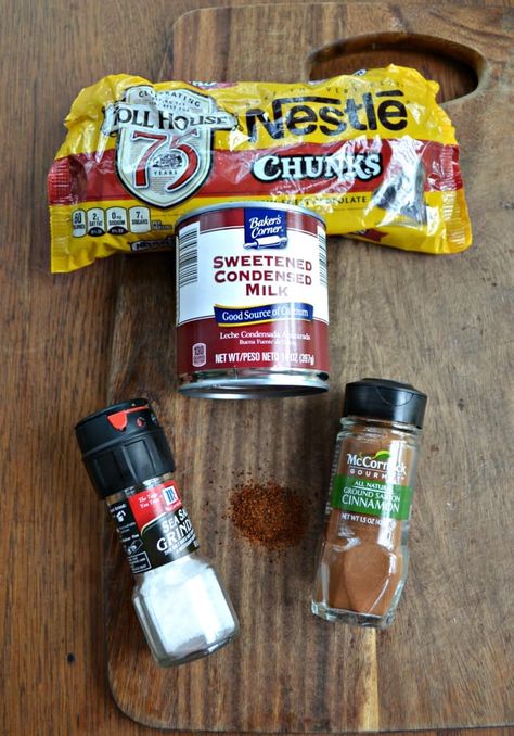 Mexican Hot Chocolate Fudge Mexican Hot Chocolate Fudge, Mexican Fudge Recipe, Mexican Fudge, Spicy Desserts, Spicy Pulled Pork, Homemade Ginger Ale, How To Make Fudge, Hot Chocolate Fudge, Fudge Ingredients