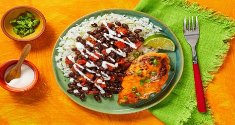 Simple, convenient, and delicious: that’s what’s in store with our [SEO TITLE] recipe, made with pre-measured, high-quality ingredients. Southwest Chicken Rice, Southwest Chicken And Rice, Amazing Dinners, Rice With Beans, Black Bean Chicken, Chicken Rice Recipes, Southwest Chicken, Hello Fresh Recipes, Fresh Recipes