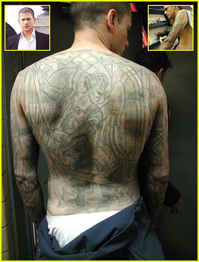 ALL ABOUT MAN AND MALE PHOTOGRAPHY: Wentworth Miller With His Shirtless and Sexy Poses Lincoln Prison Break, Prison Break Tattoo, Tattoo Real, Arte Bob Marley, Michael Scofield, Breaking Back, Prison Tattoos, Tattoo Photography, Wentworth Miller