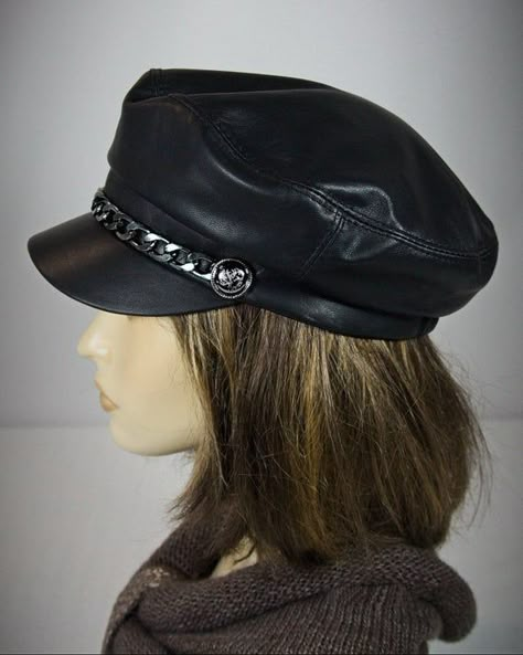 Breton Hat Outfit, Breton Hat Women, Breton Hat, Newsboy Hat Women, Baker Boy Cap, Baker Boy Hat, Luxury Hats, Stylish Caps, Cape Breton