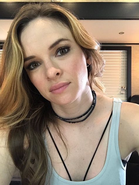 Danielle Panabaker Danielle Panabaker The Flash, Caitlyn Snow, Kay Panabaker, Barry And Caitlin, Killer Frost, Danielle Panabaker, Danielle Nicole, Sarah Hyland, Girls World