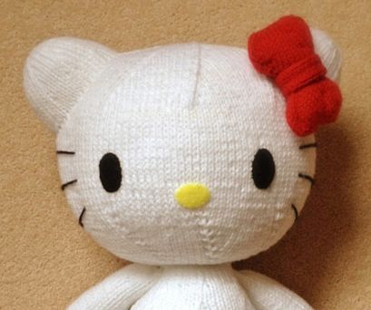 Hello Kitty Knitting, Knit Hello Kitty, Flat Christmas Tree, Addi Knitting Machine, Pig Pattern, Hello Kitty Crochet, Crochet Toys Free Patterns, Elsa Doll, Knitted Doll Patterns