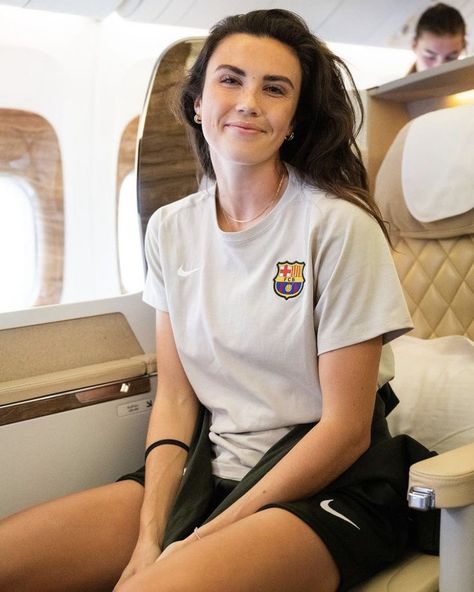 Soccer Girlfriend, Ingrid Engen, Female Football Player, Female Soccer Players, Leo Messi, Womens Football, Famous Women, Football Player, Doja Cat