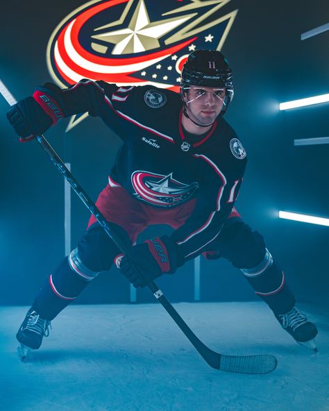 Adam Fantilli, Blue Jackets Hockey, Columbus Blue Jackets, Sports Images, Under The Lights, Hockey Players, The Ice, Blue Jacket, Columbus