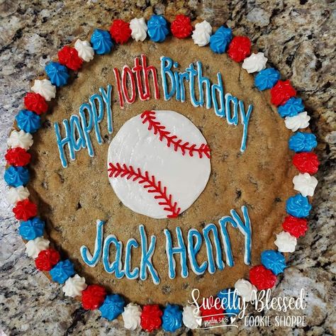 Baseball Cookie Cake Ideas, Cookie Cake Birthday Designs Boy, Baseball Cookie Cake, Cookie Cake Recipe Easy, Patriotic Cakes, Happy Birthday Baseball, Cake Frosting Designs, Letter Cakes, Baseball Cookies