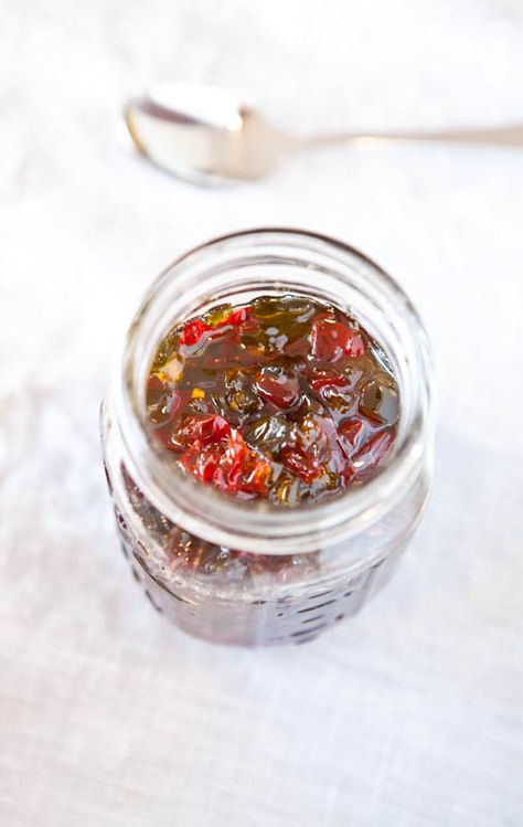 Pepper Jelly Recipes, Jalapeno Jelly, New Year's Eve Appetizers, Hot Pepper Jelly, Pepper Relish, Averie Cooks, Jelly Recipe, Pepper Jelly, Jelly Recipes