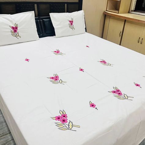 DESIGNER KING SIZE EMBROIDERED PURE COTTON BEDSHEET 👁️ ⬅️Size : 108/108 inches ⬅️Fabric : 100% Cotton ⬅️Set Contains: 1 bedsheet with 2 pillow covers ⬅️Machine Embroidery ⬅️ 300 Thread Count 1650 free ship Embroidery Designs For Bedsheets, Hand Work Embroidery Bedsheets, Bed Sheet Hand Work Design, Hand Embroidery Design For Bedsheet, Hand Work Bedsheet, Bed Sheet Painting Design, Hand Painted Clothing, Cute Embroidery, Bridal Dress Design