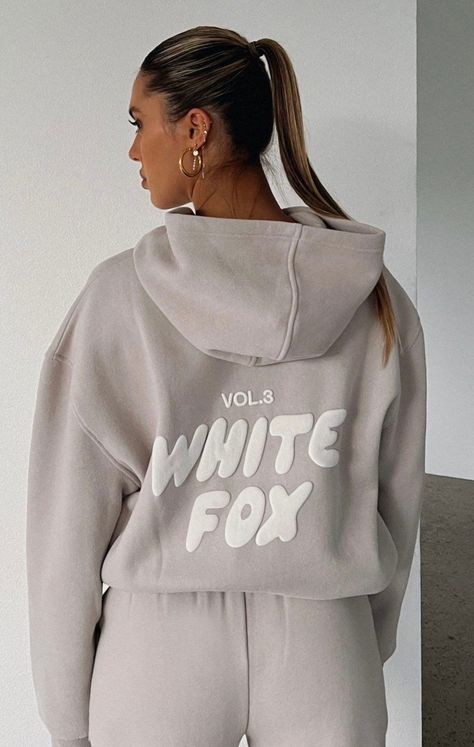 PLEASE NOTE DELIVERY IS 7 TO 15 DAYS  high quality womens hoodie not printed like the cheaper versions aslo has no drawstring as the original White Fox Hoodie, Fox Hoodie, Girls Jumpers, White Fox Boutique, Sweat Set, Tracksuit Set, Boutique Tops, White Fox, Colorful Hoodies