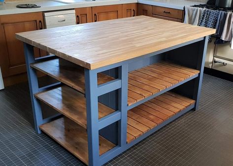 Kitchen Islands With Supporting Beams, Bespoke Kitchen Island, Kitchen Islands Ideas With Seating, Small Kitchen Island Ideas, Kitchen Island On Wheels, Slatted Shelves, Small Kitchen Island, Farmhouse Kitchen Island, Open Kitchen Shelves