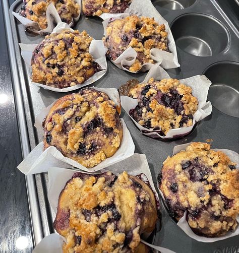 bake blueberry muffins for my bf🎀🧁 Home Made Blueberry Muffins, Blueberry Muffins Aesthetic, Muffins Aesthetic, For My Bf, My Bf, Blueberry Muffins, Blue Berry Muffins, Aesthetic Food, Home Made