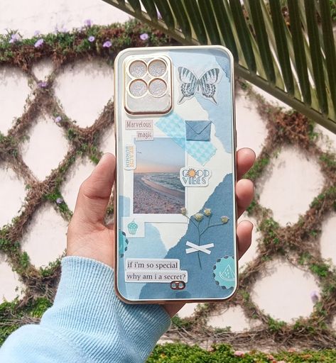 Phone Case Vintage, Phone Decals, Aesthetic Phone, Aesthetic Phone Case, Diy Phone, Diy Phone Case, Phone Covers, Vision Board, Craft Ideas