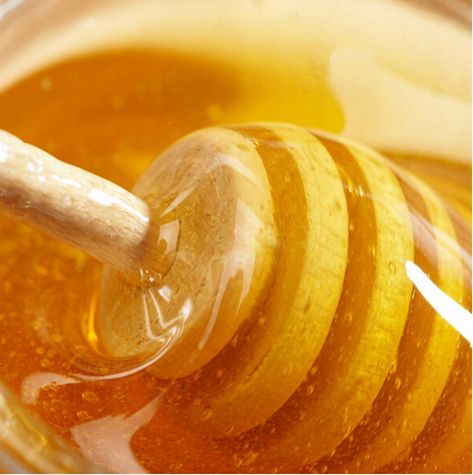 Honey Stirrer, Honey Aesthetic, Diy Honey, Honey Spoons, Honey Water, Honey Shop, Honey Sticks, Honey Dipper, Fast Healthy Meals