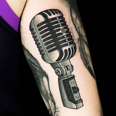 Merle Haggard Tattoo, Microphone Tattoo, Merle Haggard, Music Tattoo, Tattoo Work, Rose Tattoo, Black Tattoos, Arm Tattoo, I Tattoo