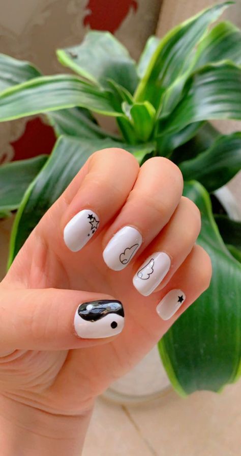 White And Black Nails Design, White And Black Nails, Black Nails Design, Black Nail Designs, Nails Design, Black Nails, Toe Nails, Press On Nails, White And Black