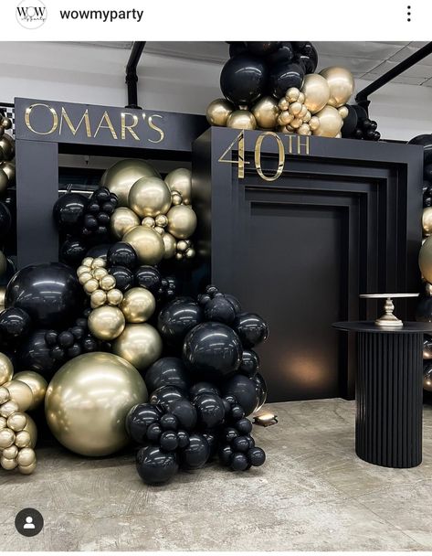 Corporate Event Centerpieces, Gold Balloons Decorations, Event Centerpieces, Black And Gold Balloons, Company Anniversary, Halloween Party Balloons, Floral Arch Wedding, 20th Birthday Party, Bridal Shower Balloons