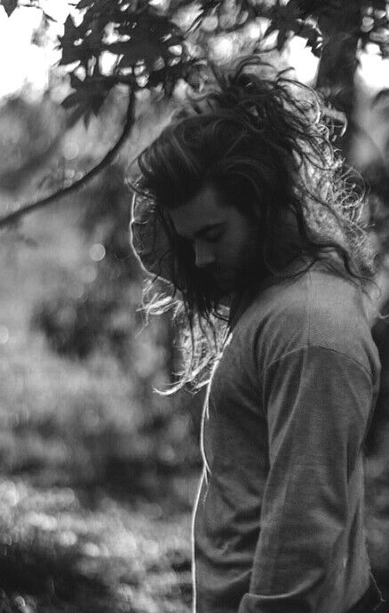 Long Hair Male Model, Beard Photography, Men Poses, Long Hair Beard, Aesthetic Poses, Long Hair Models, Hair Photography, Men Photoshoot, Long Dark Hair