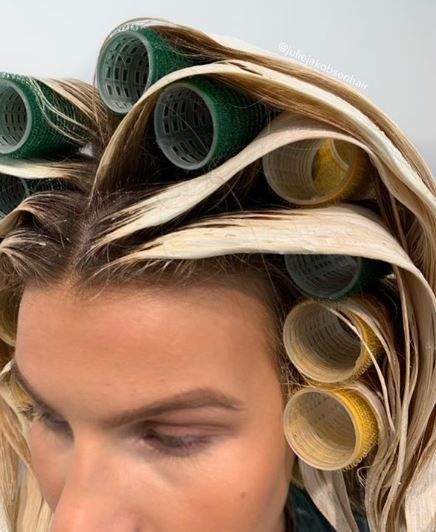 Diy Fall Hair Color, Balayage Hair Color For Brunettes, Goldwell Color Formulas Blondes, Fall Brunette, Blonde Honey, Balayage Brown, Balayage Technique, Highlights Color, Light Aesthetic