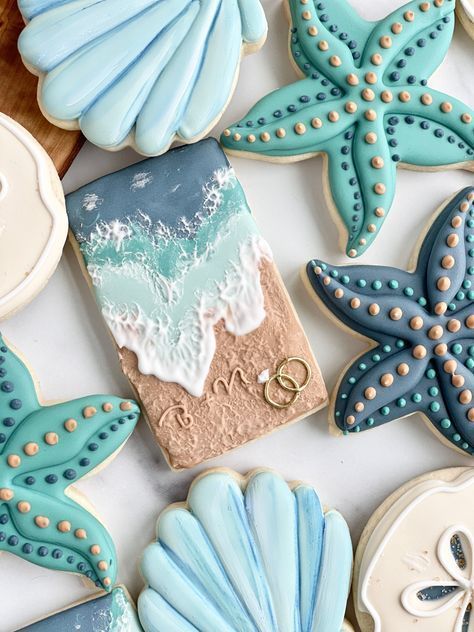 North Carolina Cookies Decorated, Beach Themed Cookies Decorated, Beach Wedding Cookies Decorated, Starfish Cookies Decorated, Beach Theme Sugar Cookies, Seashell Cookies Decorated, Vacation Cookies Decorated, Beach Cookies Royal Icing, Beach Sugar Cookies Decorated