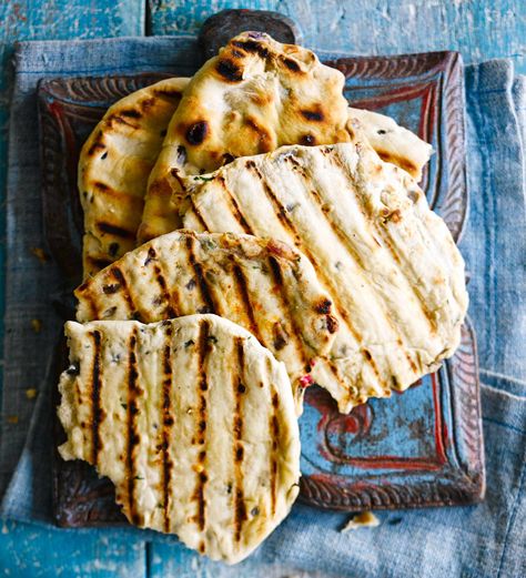 The best side dishes to serve with a curry Peshwari Naan Recipe, Naan At Home, Leavened Bread, Indian Bread Recipes, Kinds Of Bread, Indian Side Dishes, Recipes With Naan Bread, Naan Recipe, Bread Of Life