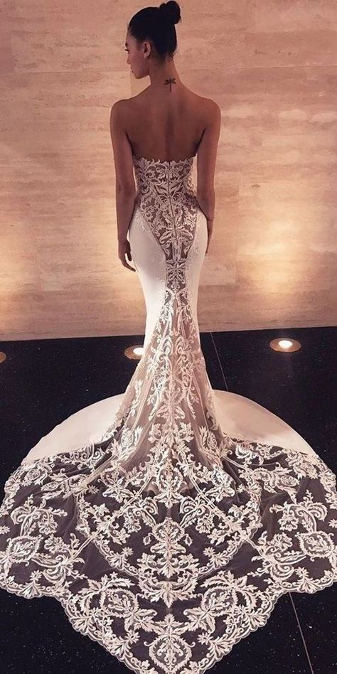 Wedding Dress Mermaid Lace, Western Wedding Dresses, Gaun Fashion, Destination Wedding Dress, Prom Proposal, Backless Wedding, Highschool Aesthetic, Lace Mermaid Wedding Dress, Backless Wedding Dress