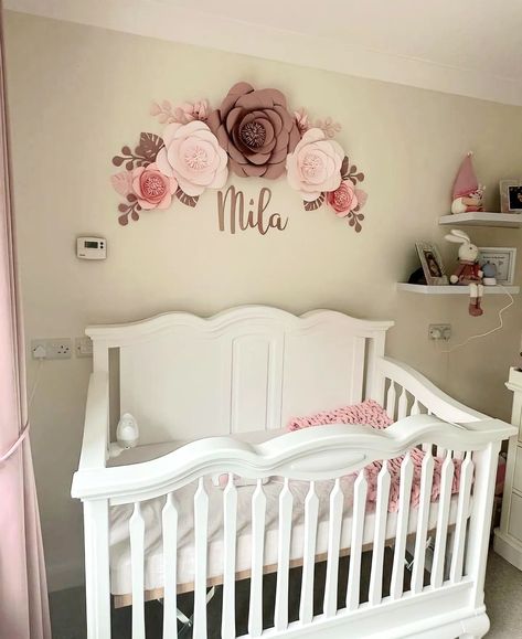 Mila's Mummy couldn't wait to start prepping her baby girl's room 😍 and the ROSE ARCH paper flower display makes a beautiful finishing touch! I always love seeing how they transform your rooms!! 💕 DM me saying ROSE ARCH if you would like more info about this design! All colours can be changed!🙂 . . . #paperflowerdecor #paperflowerwallart #paperflowerdisplay #girlsnursery #nurseryflowers #nurserypaperflowers #wallflowers #girlstroomideas #nurseryinspo #kidsdecor #flowersforwall #nurserysty... Paper Flower Display, Rose Arch, Paper Flower Wall Art, Rose Nursery, Nursery Room Design, Baby Room Inspiration, Paper Flower Decor, Flower Nursery, Arches Paper