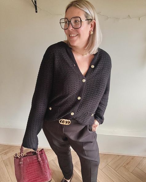 It’s a black & gold thing. Cardigan, Trousers, Loafers, Belt & Earrings are all @evansclothing Gifted #smartcasual #workwear #bodypositive #thickgirlpride #girlgang #womensupportingwomen #loveyourself #loveyourbody #plussizeoutfits #plussizelife #plussizetiktok #midsize #evansclothing #uksize20 #size20 #evans #evansclothing #gifted #outfitideas #outfitinspiration #workwearfashion Workwear Fashion, Loving Your Body, Girl Gang, Women Supporting Women, Smart Casual, Body Positivity, A Black, Size 20, Plus Size Outfits