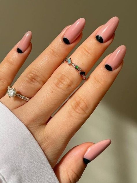 Long nude nails with a half moon in black Nail Star, Nude Nails With Glitter, Half Moon Nails, Baby Boomers Nails, Moon Manicure, Classy Looks, Polka Dot Nail Art, White Tip Nails, Nail Designs Ideas