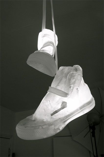 Lighting As Sculpture Shoe Chandelier, Paper Chandelier, Hanging Shoes, Unique Light Fixtures, Urban Lighting, Sneaker Lovers, Sneaker Art, Work Culture, Chandelier Lamp