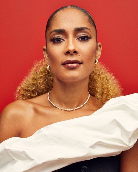 Amanda Seales, The Black Sheep, Intersectional Feminism, Mtv Videos, Girl Celebrities, Black Sheep, Black Community, Awards Ceremony, Black People