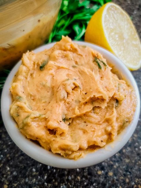 Cajun Compound Butter For Turkey, Cajun Compound Butter, Spicy Compound Butter, Compound Butter For Bread, Cajun Butter Recipe, Chipotle Butter Recipe, Creole Butter, Cajun Butter Sauce, Compound Butter Recipes