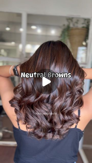 Aditi Dongre on Instagram: "Neutral Brown ✨😍
 

Muse : @thegirlwiththefringe 

Tones: #neutralbrown #mochabrown #chocolatebrownhair 
Technique: #balayageandbabylights 

#mastersofbalayage #behindthechair #chocolatehair #shinyhairgoals #instahaircolor #hairofinstagram #sunkissedhair #subtlebalayage #hairreels #hairreelsofinstagram 

Nobleach, subtle , Indian hair , Haircolour" Indian Tone Hair Color, Hair Colour For Neutral Skin Tone, Hair Colour For Indian Skin Highlights Dark Brown, Global Hair Colour For Indian Skin Brown, Haircolour Ideas For Indian Skin, Hair Colour For Dark Skin Tones, Best Hair Colour For Indian Skin Tone, Global Hair Colour For Indian Skin, Global Hair Color For Indian Skin Tone