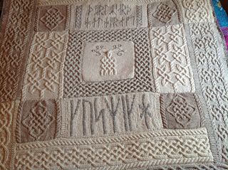 Ravelry: Hollyknit1's G's Viking knotwork blanket Viking Blanket, Crochet Viking, Cable Afghan, Viking Knotwork, Cables Blanket, Knitted Afghans, Knitted Wit, Knitting Stitches, Knitting Designs