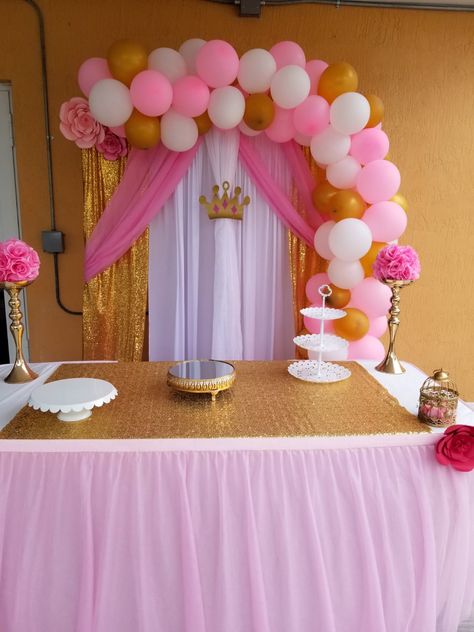 Princess Aurora Party, Mini Bebe, Beauty And The Beast Party, Princess Aurora, Ideas Para Fiestas, Beauty And The Beast, Candy Bar, Birthday Decorations, Baby Shower