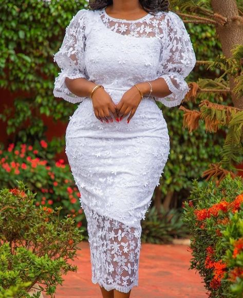 Africa Lace Dress Styles, Net Lace Gown Styles, Net Lace Gown Styles Nigerian, White Lace Styles, Lace Styles For Ladies, Lace Dress Styles Ghana, Lace Dress Styles Nigerian, Lace Short Gown Styles, Chantilly Lace Dress