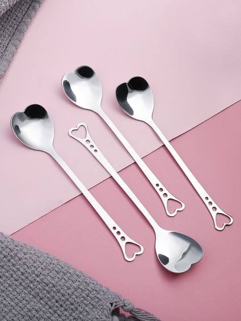 Kitchen Christmas Gifts, Coffee Dessert, Cute Kitchen, Forks And Spoons, Bbq Accessories, Dessert Spoons, Coffee Spoon, Coffee Accessories, Heart Decorations